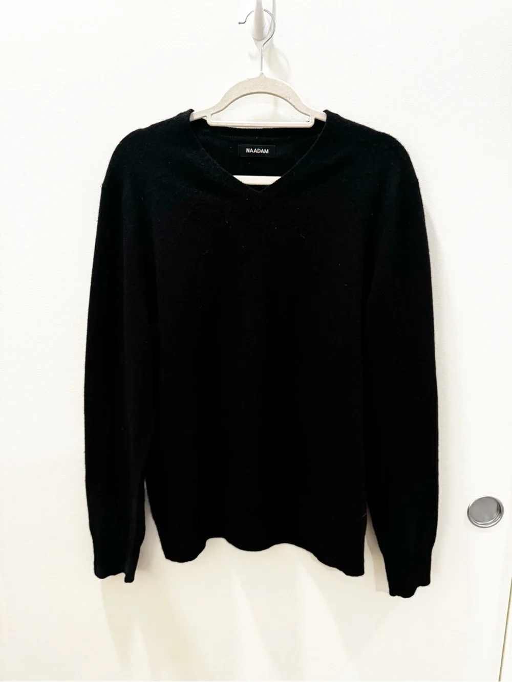 NAADAM The Original Cashmere V-Neck Sweater 100% Cashmere Size Large